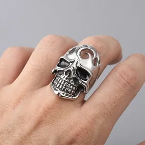 Gothische holle vlam schedel ring van roestvrij staal voor een punk heren sieradenstijl