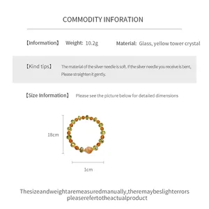 Vue détaillée du bracelet en perles de verre avec circonférence de 18 cm et détails