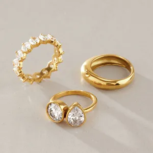 Roestvrij Stalen Vergulde Ring Voor Dames Strass Eternity Band Dubbele Steen Onregelmatige Golf Minimalistische Niche Sieraden Cadeau