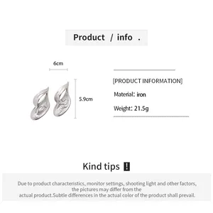 Detailed specifications of silver-colored abstract wave earrings with dimensions and material