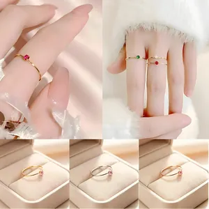 Ultradünner Titanstahl Vier-Zinken Zirkonia Ring Eleganter Minimalistischer Bandring Nicht Verblassender Edelsteinring Für Damen Modeschmuck Geschenk