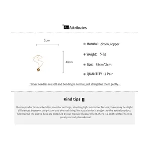 Spécifications détaillées du collier pendentif fleur en zircon avec matériaux et dimensions