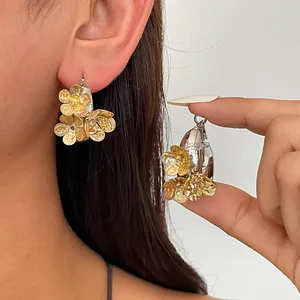 Vintage Westliche Metallische Falten Blume Ohrringe Für Damen Zweifarbig Kupfer Gold Silber Geometrische Floral Schmuck