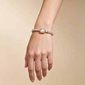 Elegante bracciale vintage placcato oro 18K con zircone rosa rettangolare unico