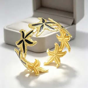 Damen Mode Marine Stil Hohl Seestern Manschette Armband Edelstahl Gold Überzogen Emaille Tropföl Offene Armspange Für Urlaub
