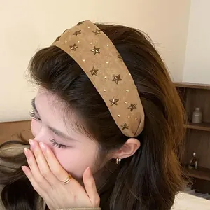 Koreaanse stijl brede haarband met gouden ster studs voor een modieuze en elegante look