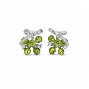 Groene Glas Bloem Oorknopjes Voor Vrouwen Minimalistisch Elegant Ingelegde Zirconia Zilver Kleur Strik Dagelijkse Sieraden