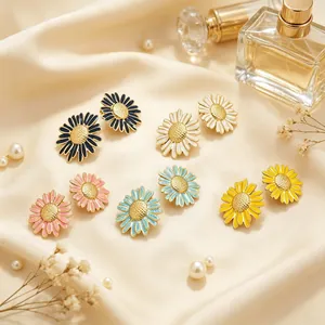 Boucles d'Oreilles Clous en Acier Inoxydable Émail Pâquerette pour Femmes Style Pastoral Doux Pétale Fleur Coloré Bijoux