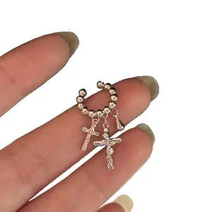 Exquisiter 14 Karat vergoldeter Ohrmanschette mit Kreuz und Wassertropfen Anhänger