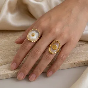Übergroße offene Ringe aus 18K vergoldetem Edelstahl mit Muschel- und Blumenmotiven