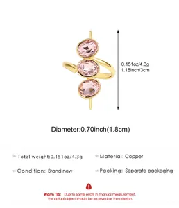 Detaillierte Maße und Gewichtsangaben des vergoldeten verstellbaren Rings in Pink