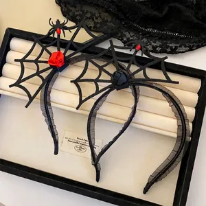 Halloween-Haarband im Gothic-Stil mit Spinnennetz und roter Rosenverzierung