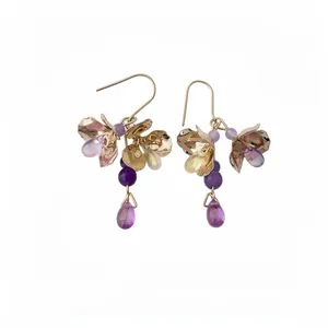 Orecchini retrò con nappa a goccia d'acqua per donna Design di nicchia di lusso Orecchini a cerchio con fiori in metallo e strass Gioielli