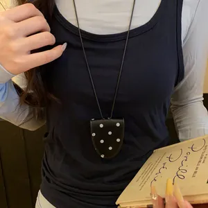 Élégant collier porte-lunettes vintage français à pois pour femmes accessoires