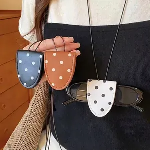 Collana Portaocchiali in Pelle a Pois Design di Nicchia Moda Pendolare Maglia Lunga per Donna in Pelle Artificiale Lega Gioielli da Collo