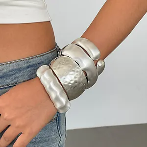 Western Style Metal Wrinkled Texture Geometric Open Bracelet For Women Minimalist Fashion Silver Color Alloy Bangle Jewelry