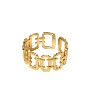 Eleganter verstellbarer, vergoldeter Edelstahlring mit einem geometrischen Hohlmuster-Design