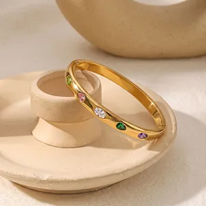 Bracciale Rigido in Acciaio Inossidabile Placcato Oro 18K per Donna Con Zirconia Colorata Cuore Goccia d'Acqua Intarsiato Gioielli Moda