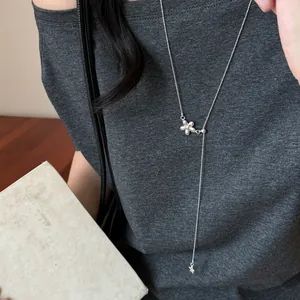 Korean Style INS Silver Flower Pendant Necklace For Women Minimalist Y-Shape Clavicle Chain Alloy Copper Daily Jewelry Gift