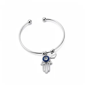 Bracelet Jonc Ouvert en Cuivre Zirconia Main de Fatma Mauvais Œil pour Femme Argenté Pendentif Cœur Love Réglable Bijoux