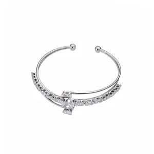 Bracelet Ouvert en Cuivre Multicouche pour Femmes Bracelet Géométrique Incrusté de Zirconia Plaqué Or Argent Luxe
