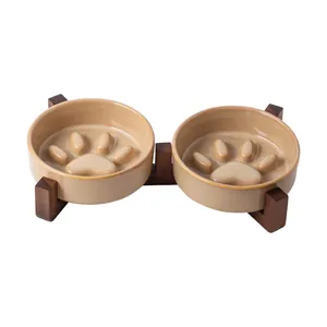 Premium dubbele keramische voerbak voor huisdieren met houten standaard design