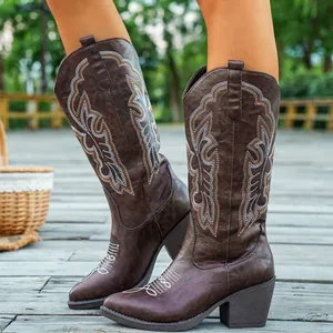 Bottes Cavalières Western Brodées Rétro pour Femmes Bout Pointu Talon Épais Bottes Hautes Bottes de Cowboy Ethniques
