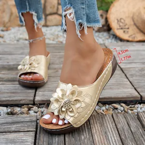 Mules Compensées Femme Fleur Ajourée Plateforme Bout Ouvert Été Sandales Décontracté Cuir PU Mode Semelle Épaisse Chaussures de Plage
