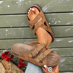 Braune Wildleder-Pantoletten mit zwei Schnallen und bequemer Korksohle für Damen
