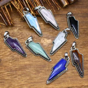 Vintage Natural Stone Lightning Bolt Crystal Pendant Necklace Individual Alloy Beaded Edge Jewelry For Women Men Gift