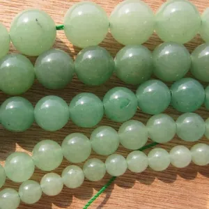 Perline Sfuse in Giada Avventurina Verde Naturale Tonda per Produzione Gioielli Fai da Te Perline di Pietra Liscia per Collane