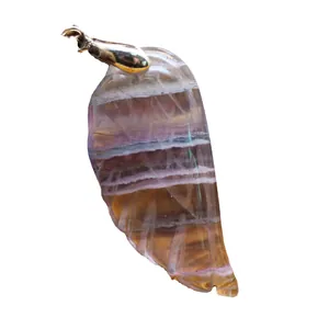 Pendentif en forme d'aile en fluorite naturelle avec bélière en métal argenté