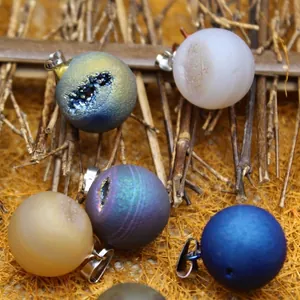 Natural druzy agate geode sphere pendants in assorted colors for necklace making