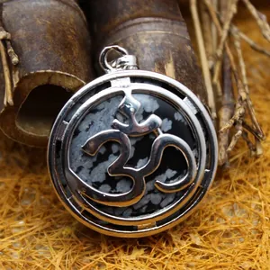 Collana con ciondolo simbolo Om vintage in argento con ossidiana fiocco di neve