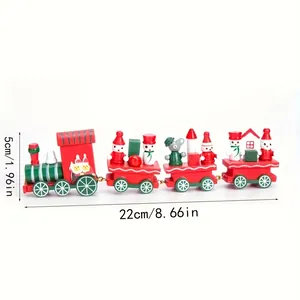 Detailansicht eines roten Weihnachtszuges aus Holz mit Maßen 22 cm und 5 cm
