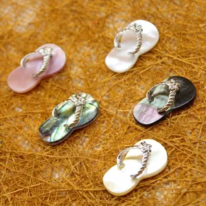 Creative Slipper Flip Flop Shell Pendant Necklace Zirconia Inlaid Summer Ocean Style Beach Jewelry For Women