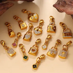 Pendentif Rétro en Acier Inoxydable en Forme de Serrure Cœur Trèfle Avec Fermoir Mousqueton Incrusté de Strass Design de Niche Accessoires de Bijoux DIY pour Femmes Plaqué Or