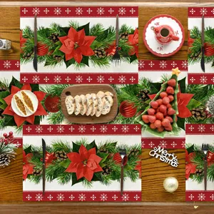 Festliches Weihnachts-Tischmatten- und Läufer-Set auf einem Holztisch von oben.
