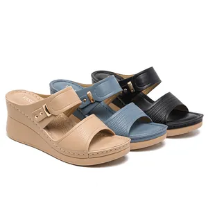 Sandales compensées élégantes pour femmes avec bout ouvert disponibles en trois couleurs