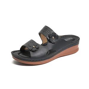 Damen Keilsandalen Bequeme Kunstleder Pantoletten Mit Lasergeschnittenem Blumendekor Lässige Strand Plattform Schuhe