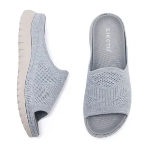 Sandalias casuales de punto gris para mujer con suela gruesa y diseño transpirable