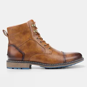 Vue latérale de bottes de travail en cuir vintage pour hommes en brun rustique