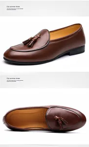 Seiten- und Draufsicht klassischer brauner Herren-Slipper mit Quasten aus Leder