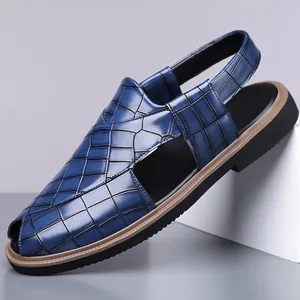 Casual blauwe leren heren sandalen met zachte antislipzool voor outdoor gebruik