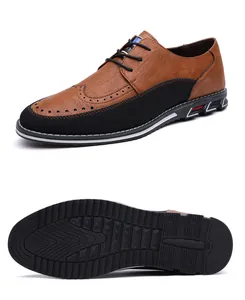 Dettaglio scarpe casual brogue uomo marroni e nere con suola in gomma antiscivolo