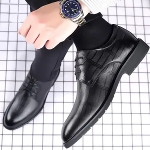 Classic black business dress shoes with crocodile texture for men