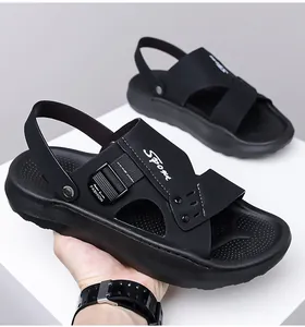 Men's black sporty sandals with soft non-slip sole for summer beach and casual wear