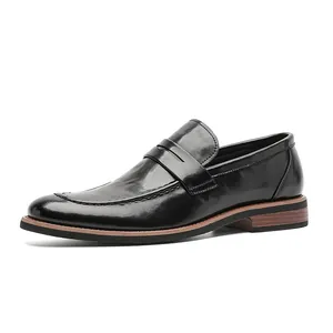 Classic black leather penny loafers for men, British style slip-on formal shoes for business