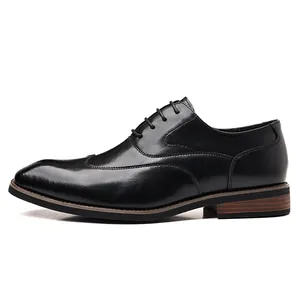 Hochwertige schwarze Herren Oxford Business-Schuhe aus Leder mit klassischer Flügelkappe