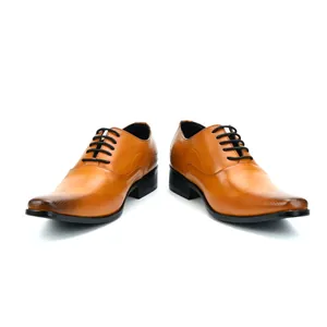 High quality tan men's formal business dress shoes with elegant gradient toe detail